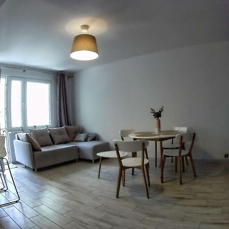 Apartment Antek Krasków Exteriör bild
